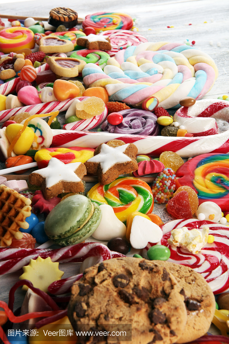 果冻和糖的糖果。五颜六色的阵列不同的儿童糖果和糖果。